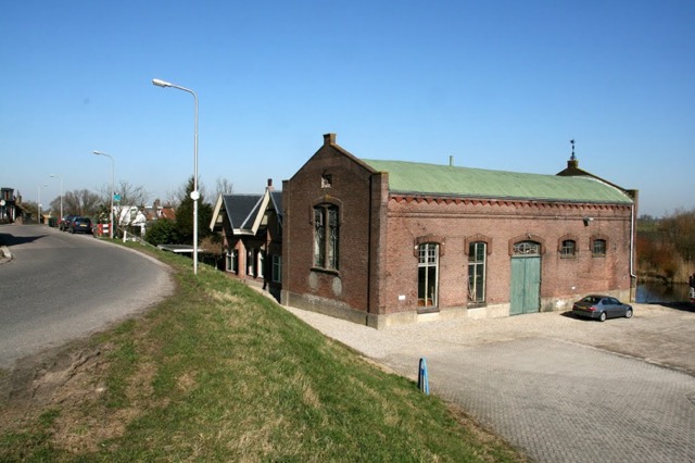 Kouweklauwen-054-Sluis_-__Stoomgemaal.png
